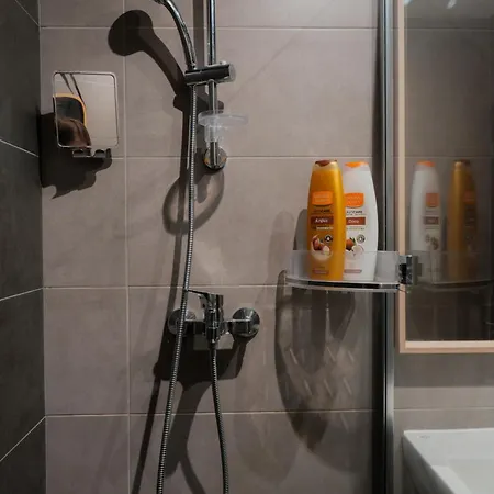 Pa - With Parking Apartamento Košice