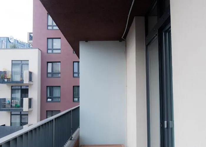Apartment Pa - With Parking *